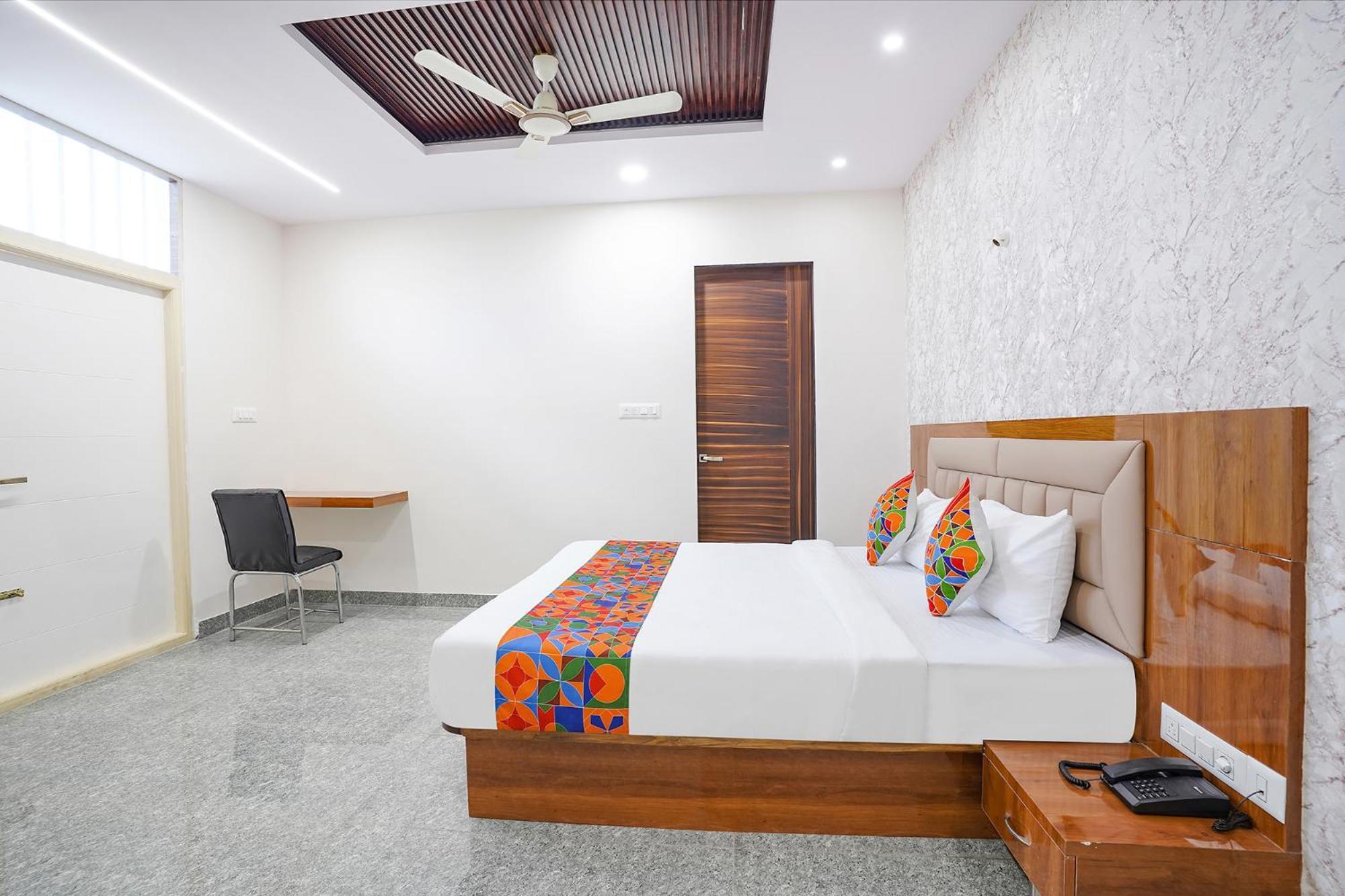 Fabhotel Platinum Palace - Nr Magadi Main Road Μπανγκαλόρ Εξωτερικό φωτογραφία