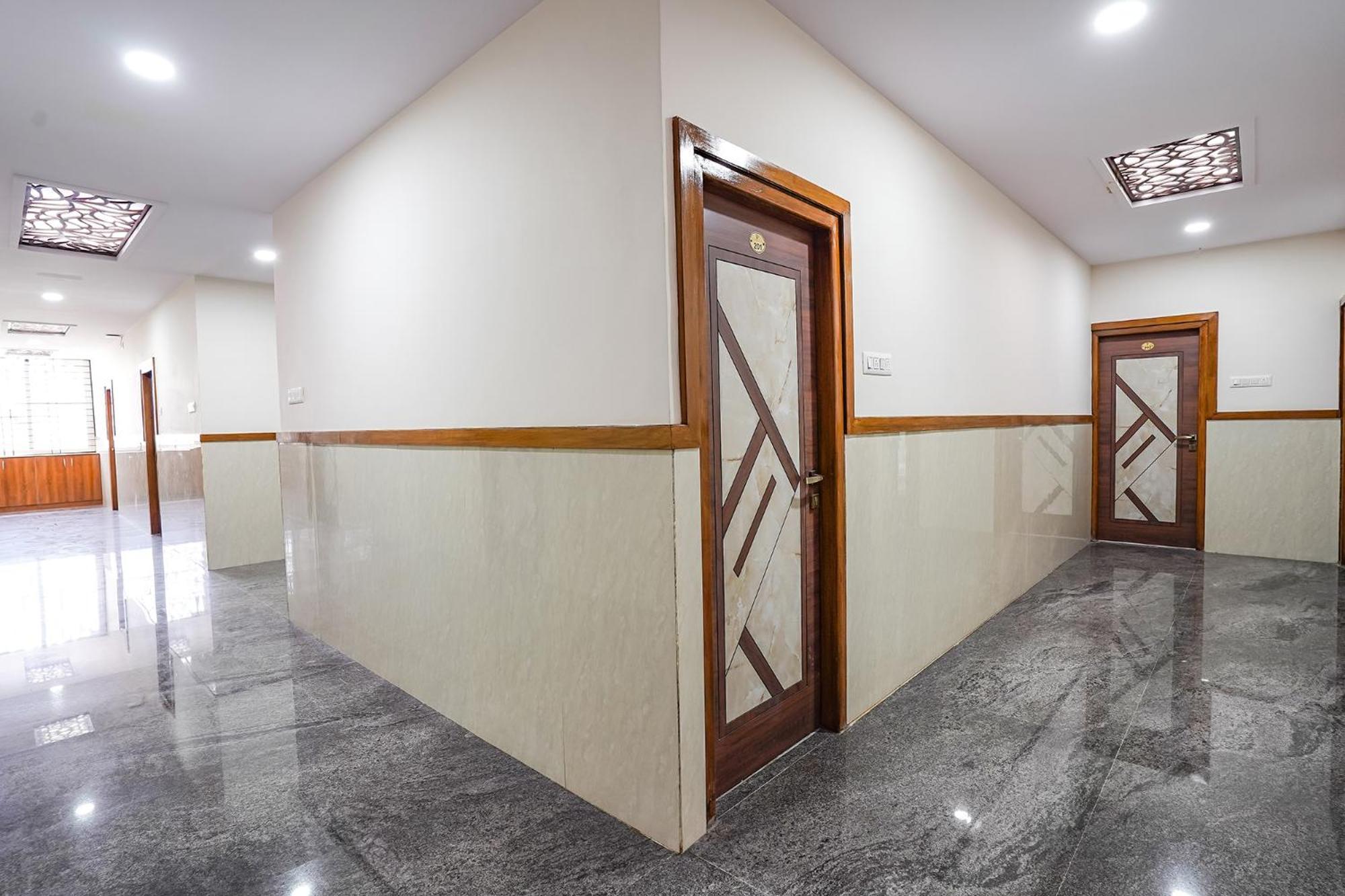 Fabhotel Platinum Palace - Nr Magadi Main Road Μπανγκαλόρ Εξωτερικό φωτογραφία