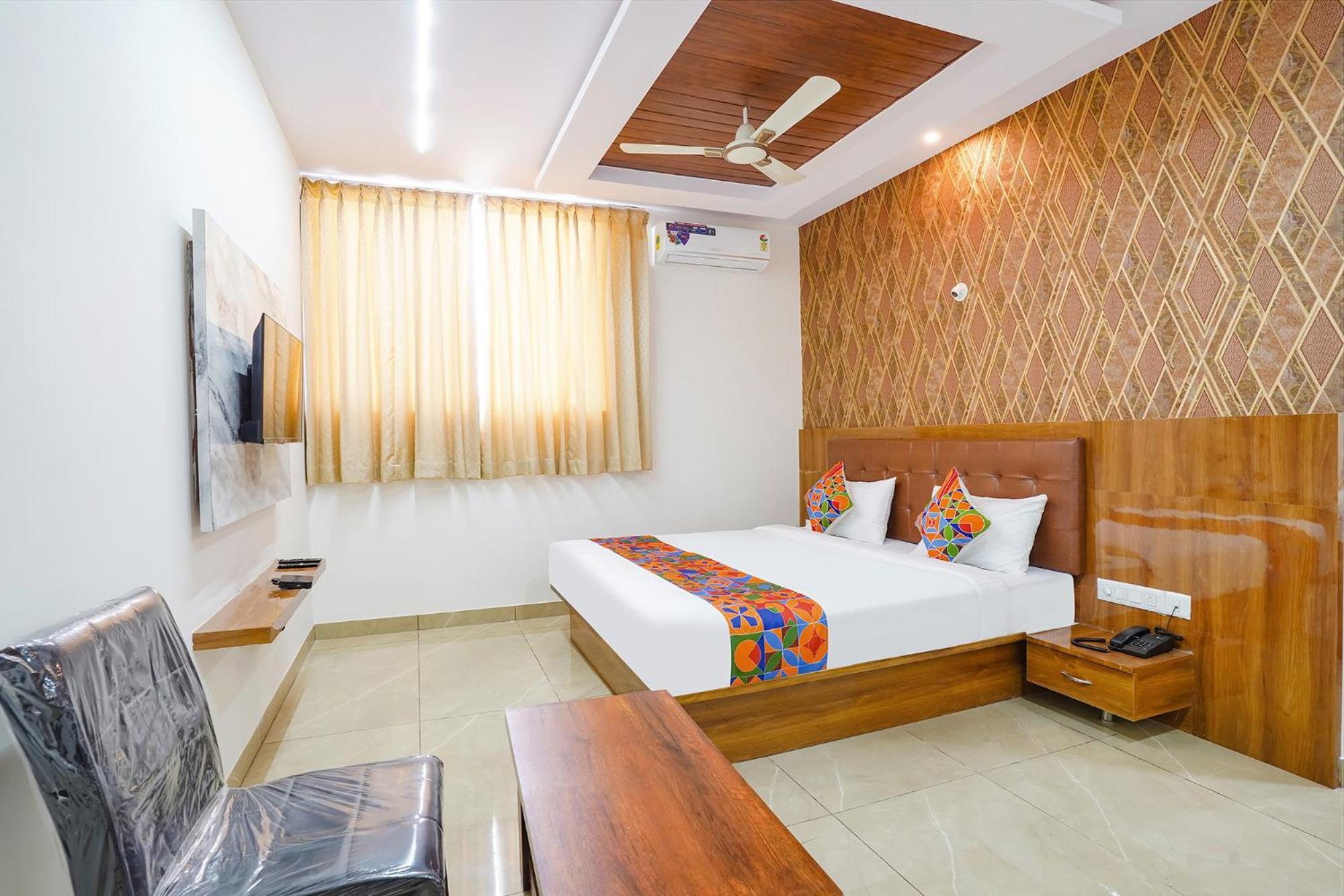 Fabhotel Platinum Palace - Nr Magadi Main Road Μπανγκαλόρ Εξωτερικό φωτογραφία